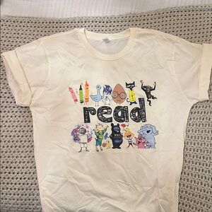 NEW Women’s Cream Graphic T-Shirt Book Lover Librarian Teacher shirt SMALL